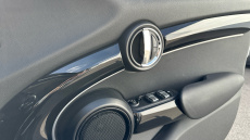 MINI Hatchback 2.0 Cooper S Classic 5dr Auto Petrol Hatchback